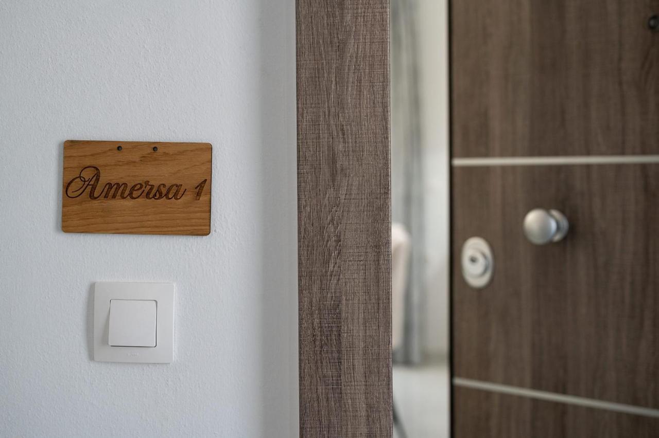 Amersa Luxury Apartments Kandiye Dış mekan fotoğraf